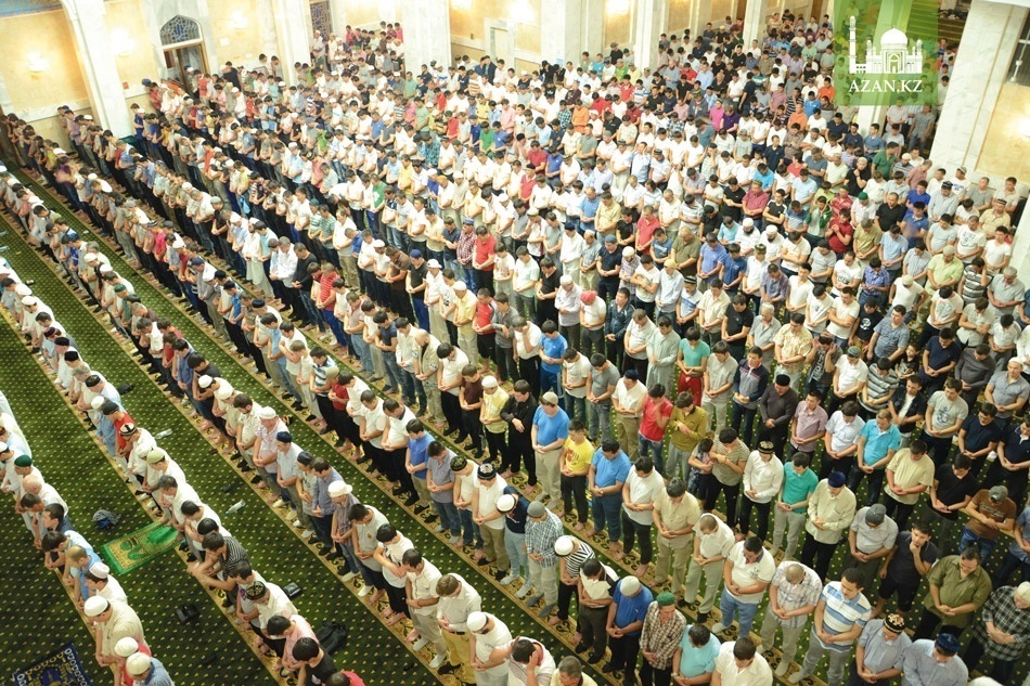 Как быть, если в мечети читают только восемь ракаатов таравиха?
