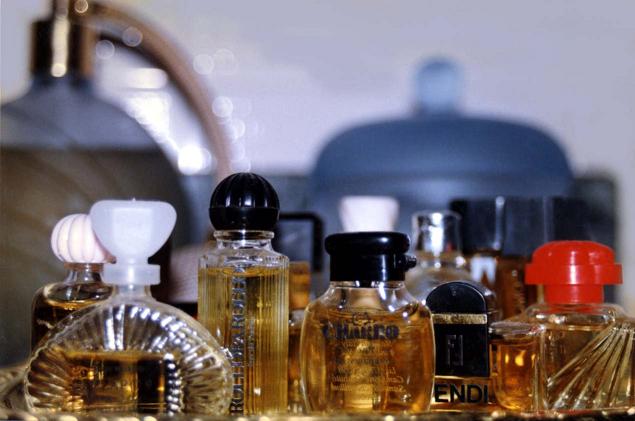 Можно ли использовать спиртосодержащую парфюмерию?